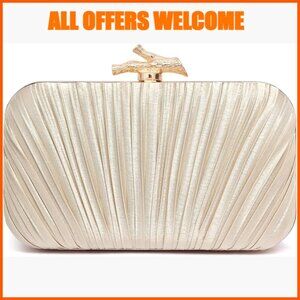 Pleated Satin Evening Clutch with Chain for Formal Events